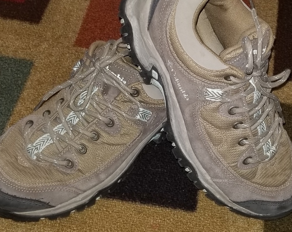 Columbia brand hiking shoes